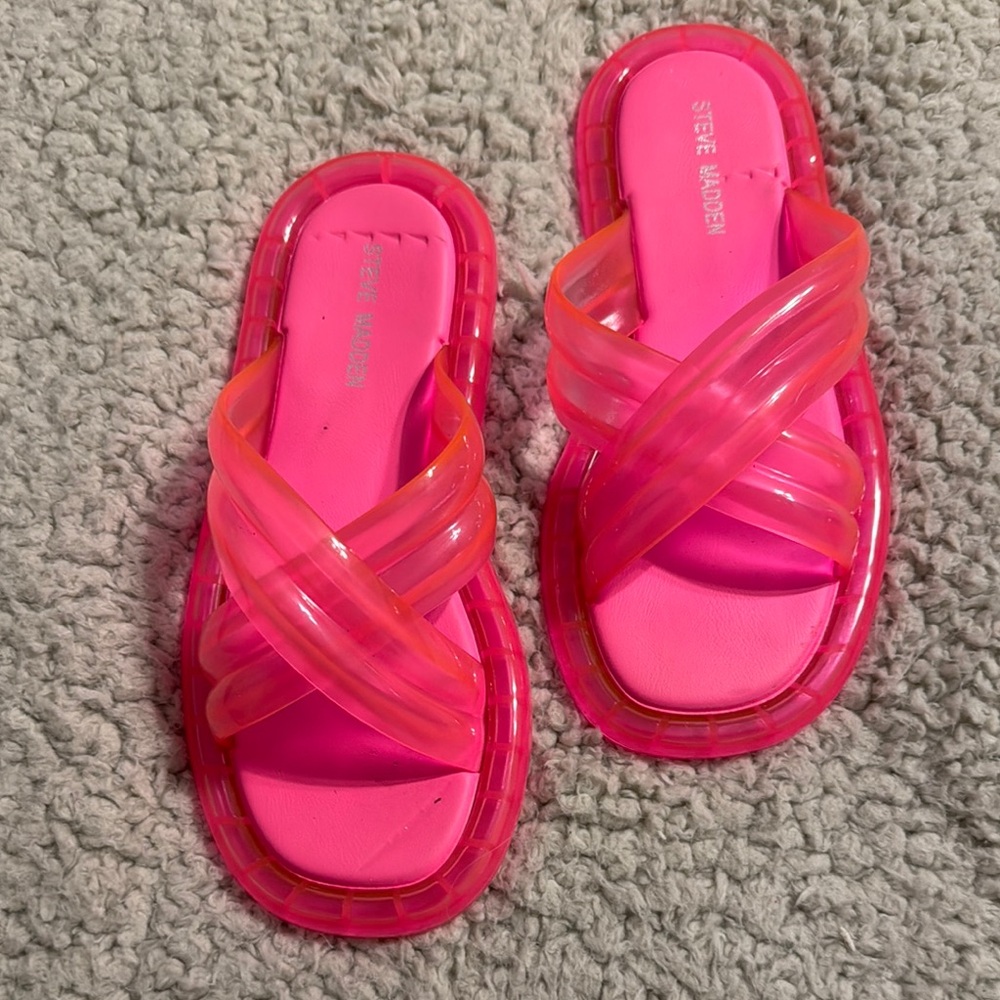 Steve Madden Pink and Orange Sandals